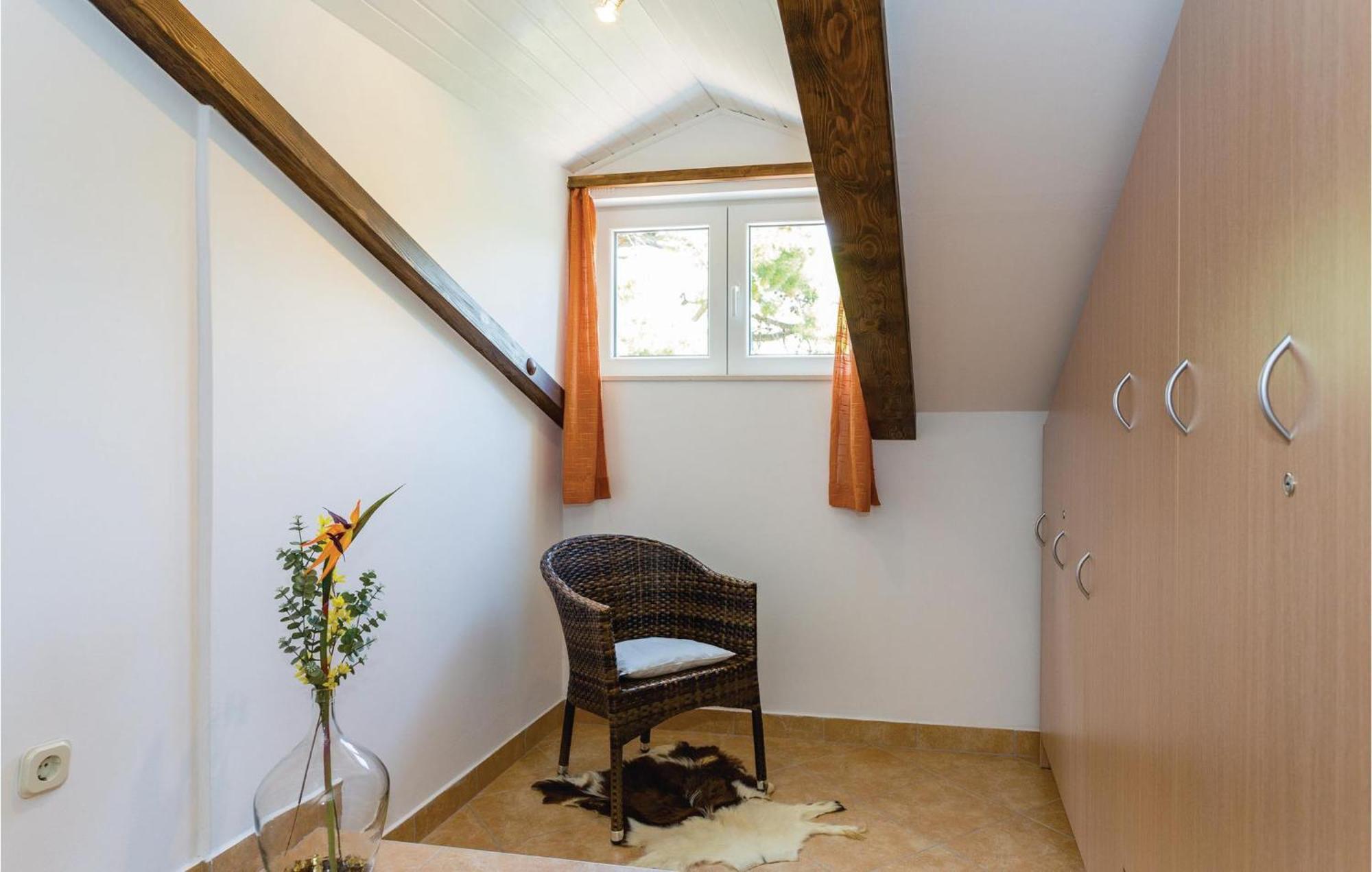Nice Apartment In Dubrovnik With Kitchenette Екстериор снимка